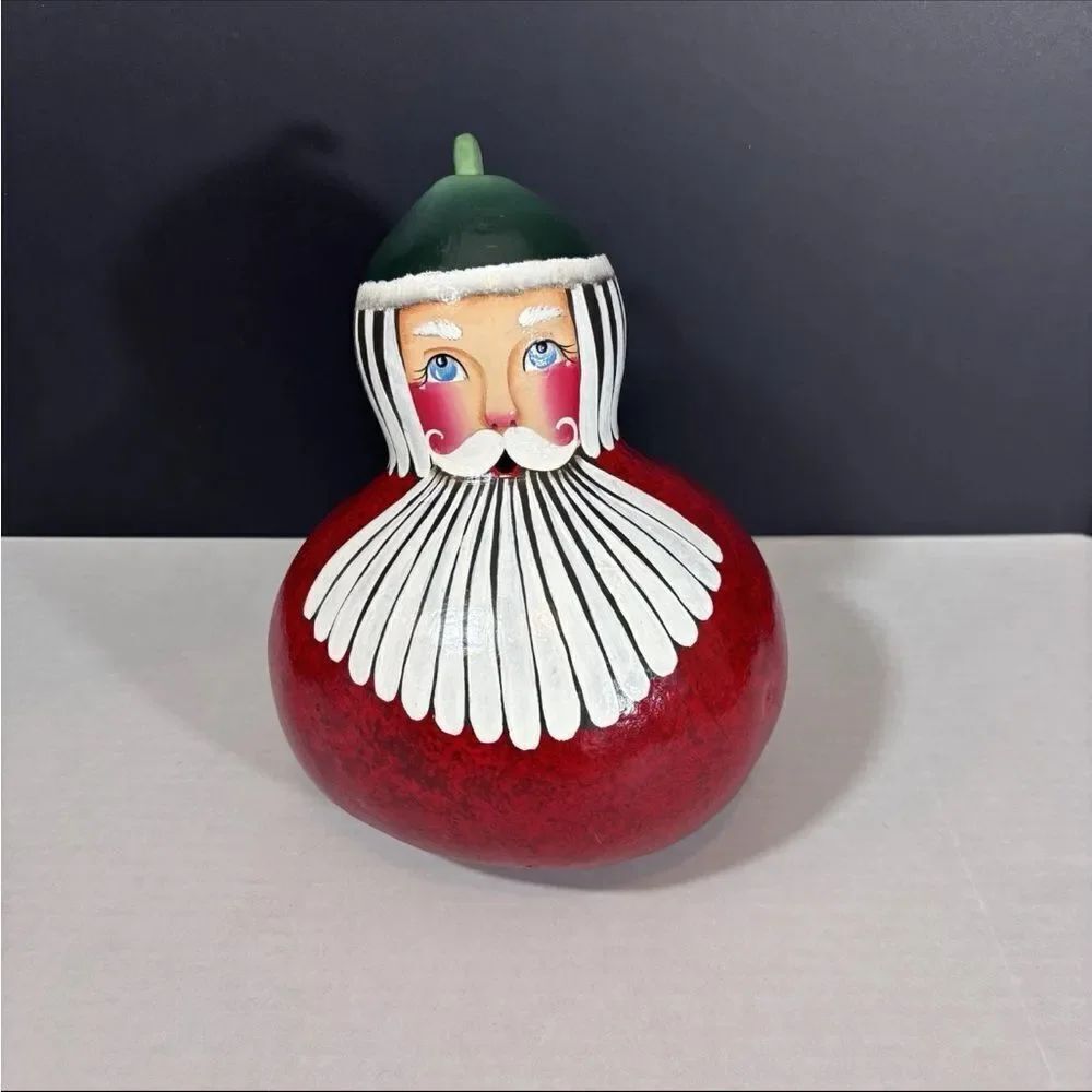 1993 Hand Painted Christmas Santa Gourd Holiday Decor